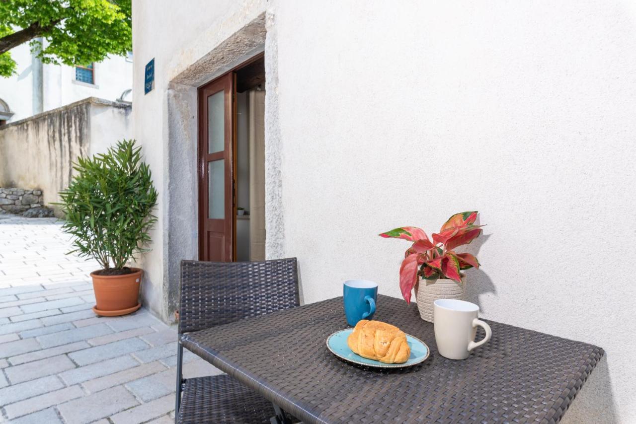 Picturesque Apartment San Rocco 1 Pićan Esterno foto