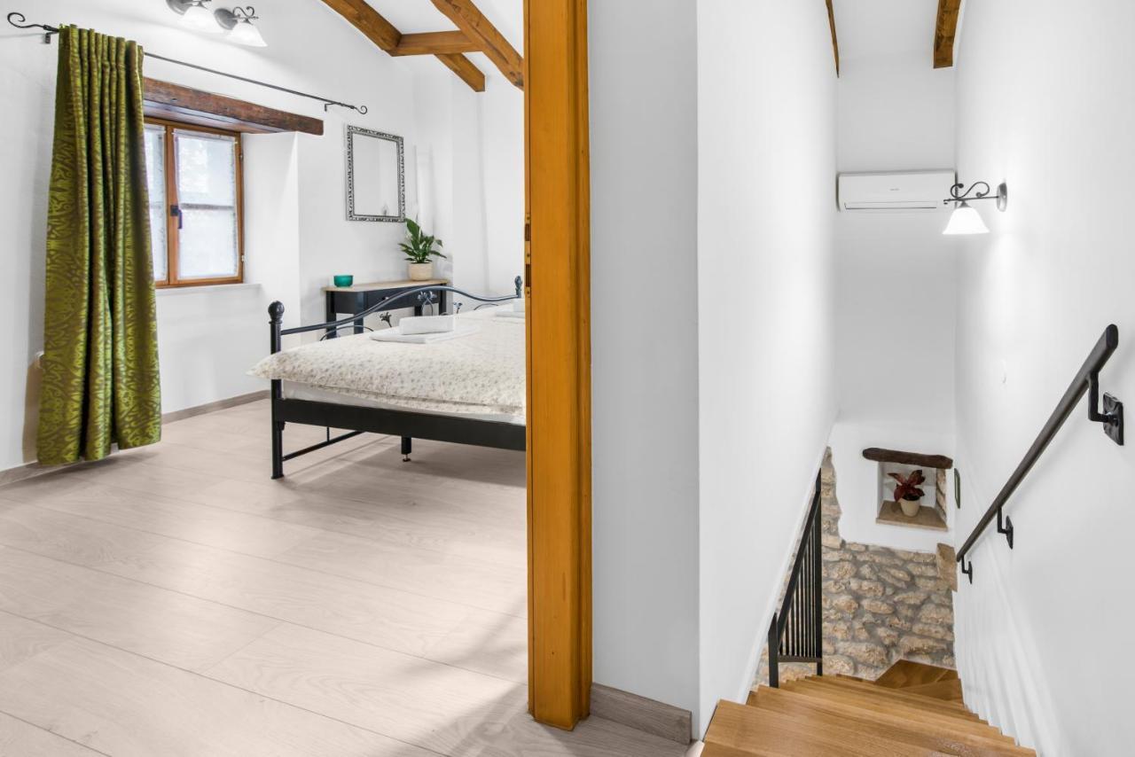 Picturesque Apartment San Rocco 1 Pićan Esterno foto